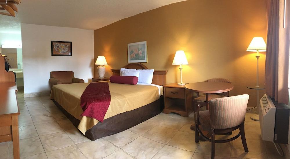 Econo Lodge North North Fort Myers Exteriér fotografie