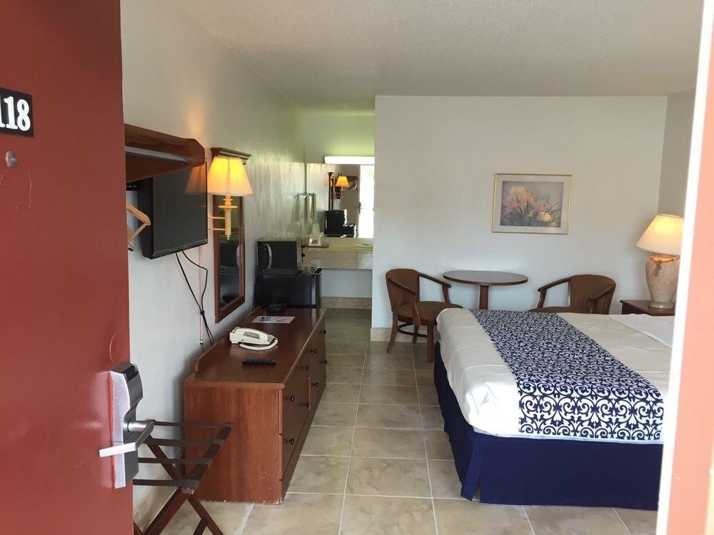 Econo Lodge North North Fort Myers Exteriér fotografie