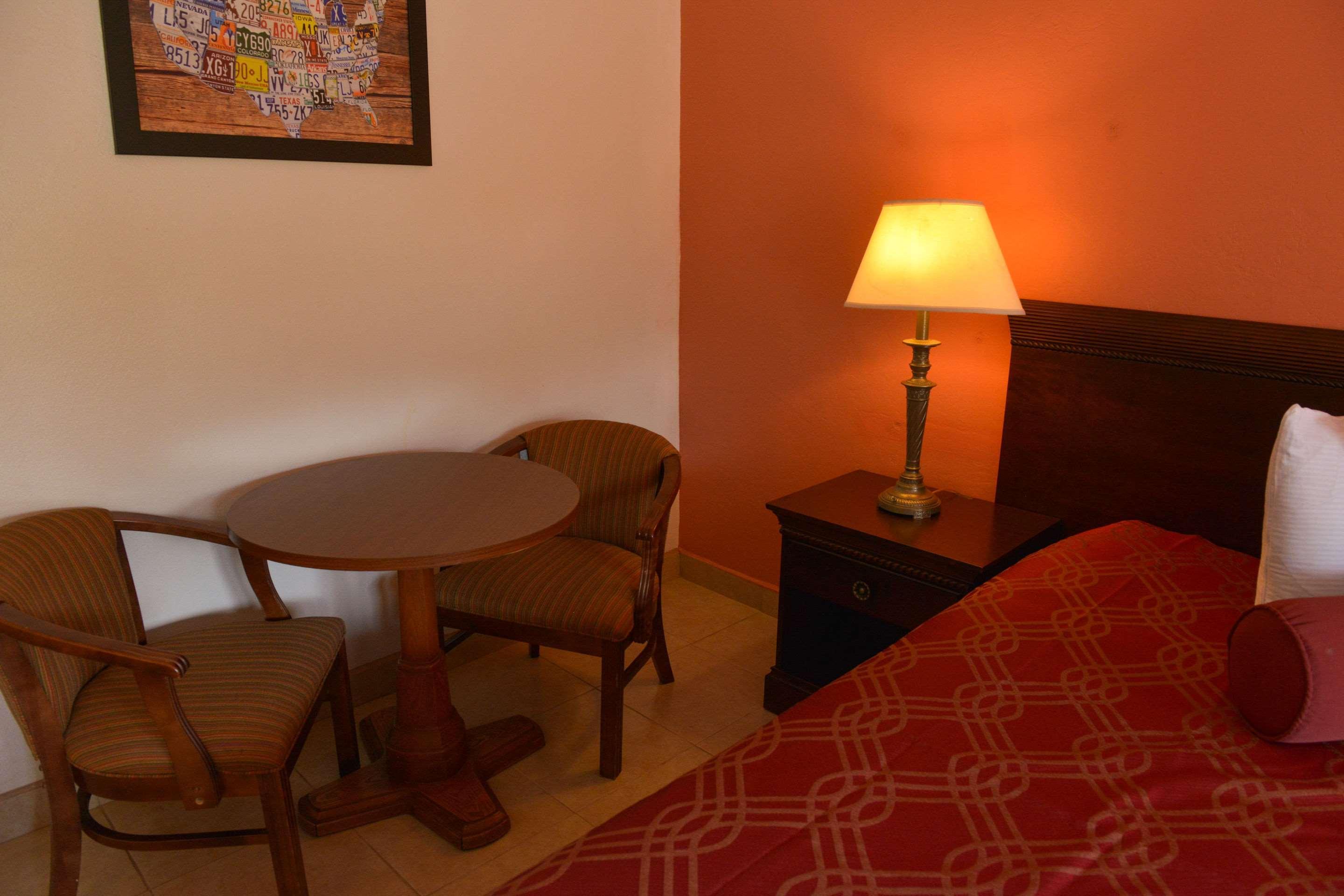 Econo Lodge North North Fort Myers Exteriér fotografie