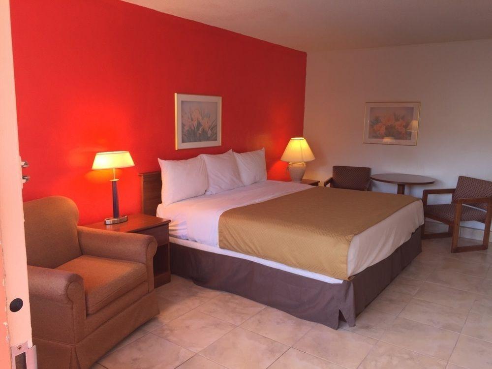 Econo Lodge North North Fort Myers Exteriér fotografie