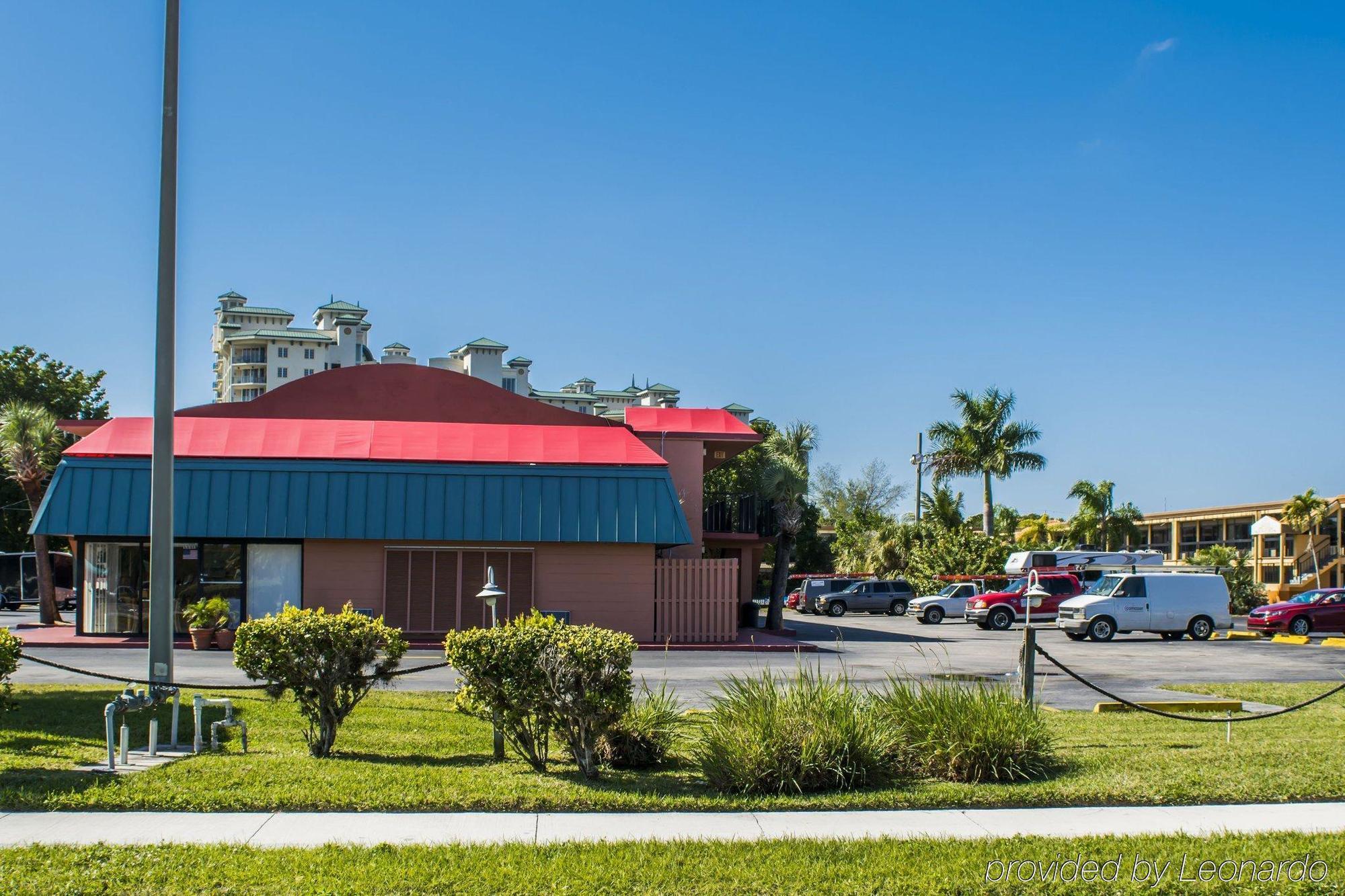 Econo Lodge North North Fort Myers Exteriér fotografie